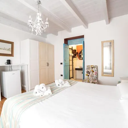 Il Borgo - *