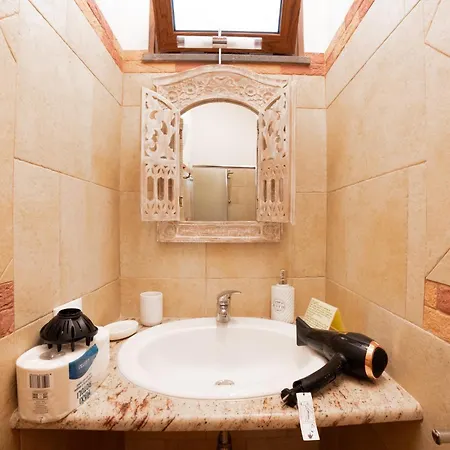 Il Borgo - *